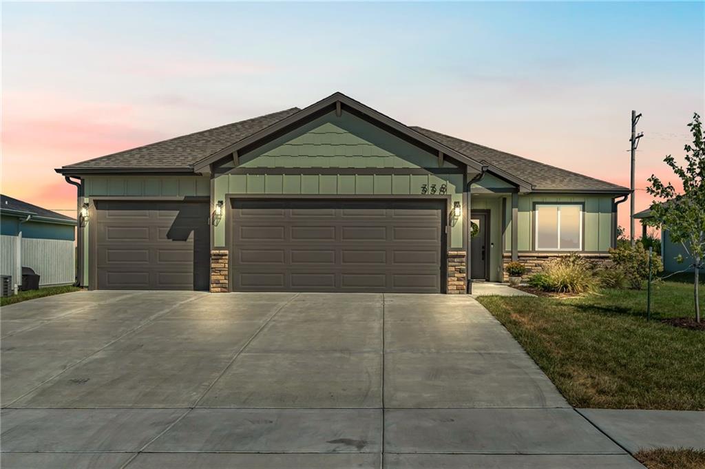 Listing Photo MLS #HMS2641821