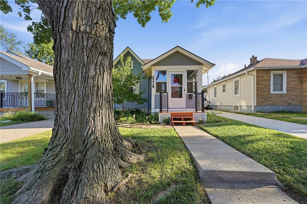 Listing Photo MLS #HMS2642094