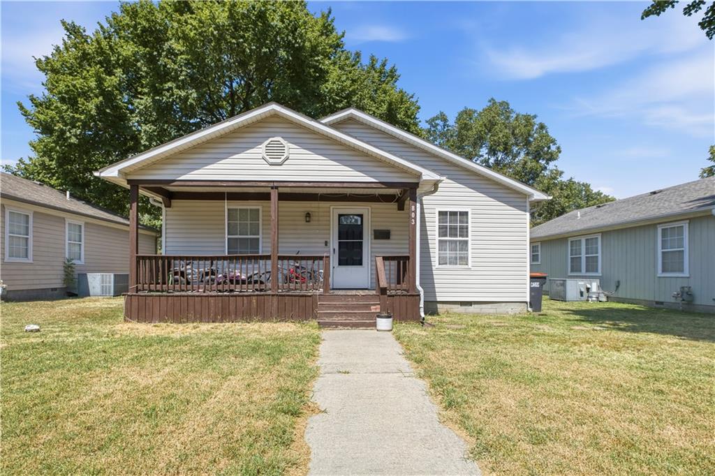 Listing Photo MLS #HMS2642145
