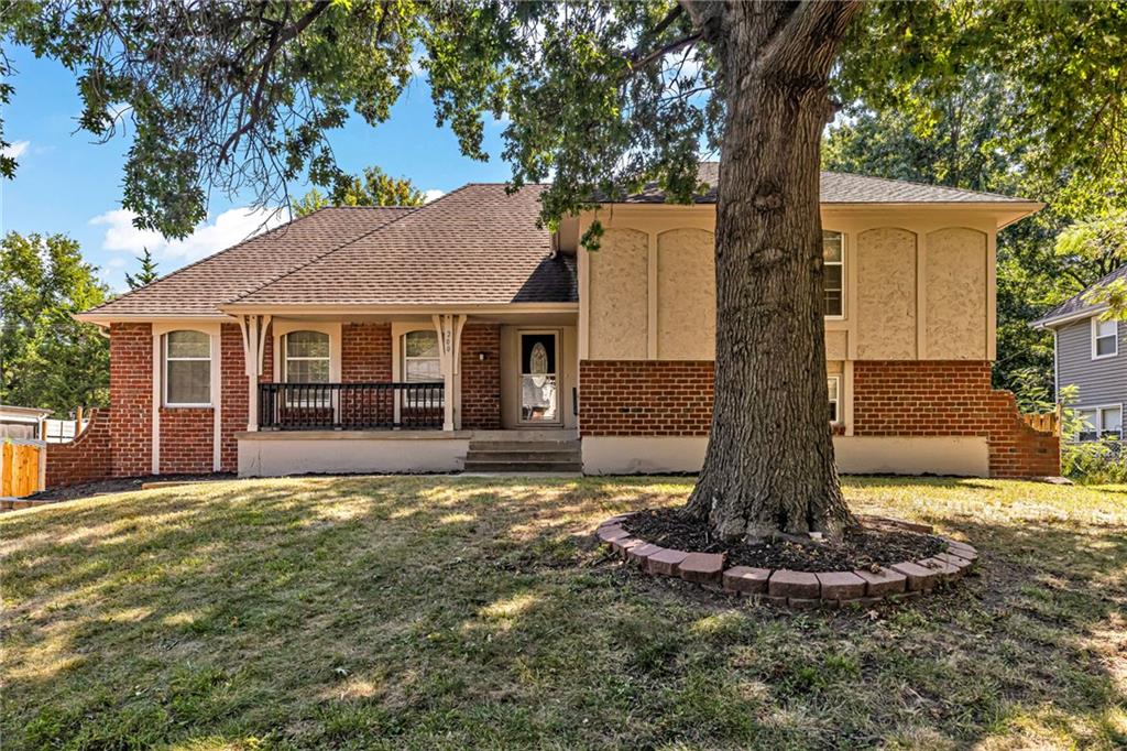 Listing Photo MLS #HMS2642176