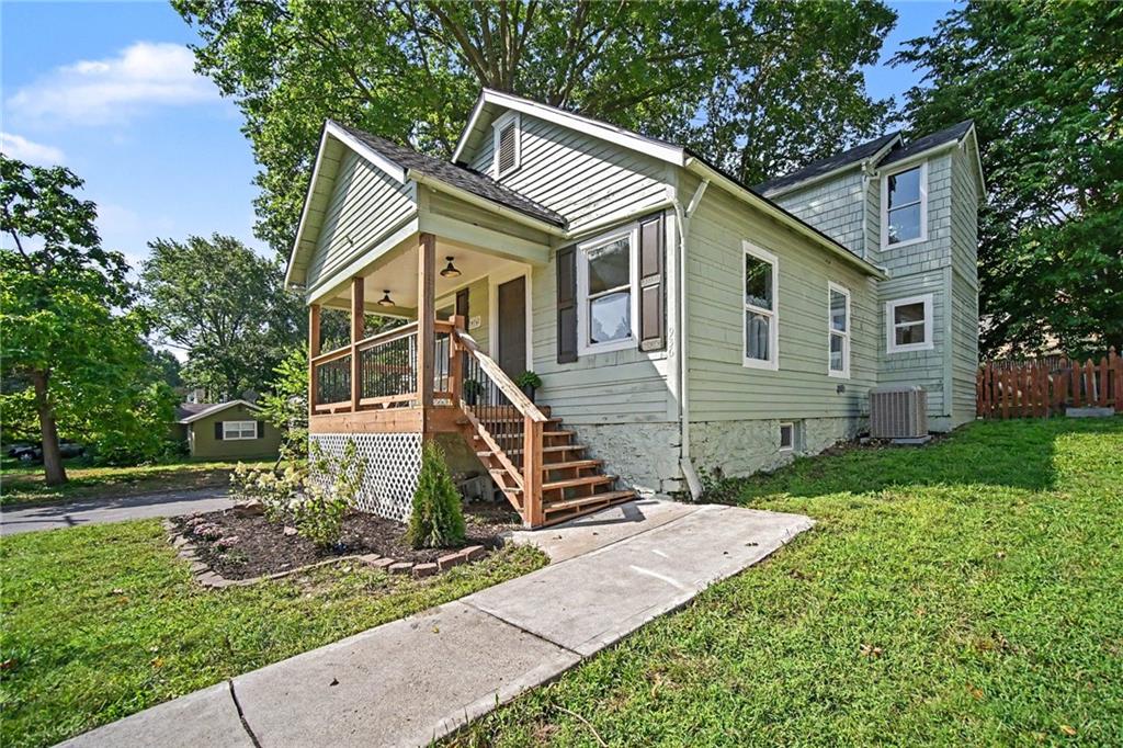 Listing Photo MLS #HMS2642179