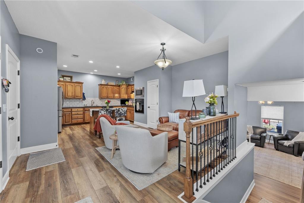Listing Photo MLS #HMS2642263