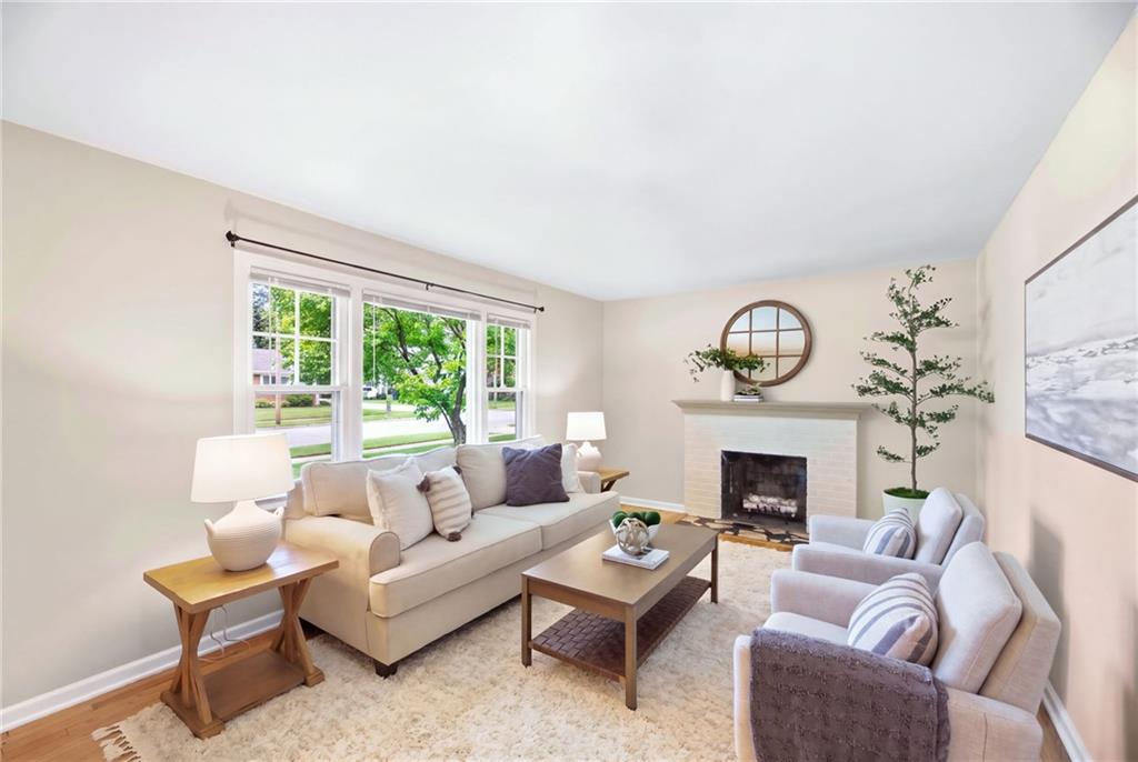 Listing Photo MLS #HMS2642513