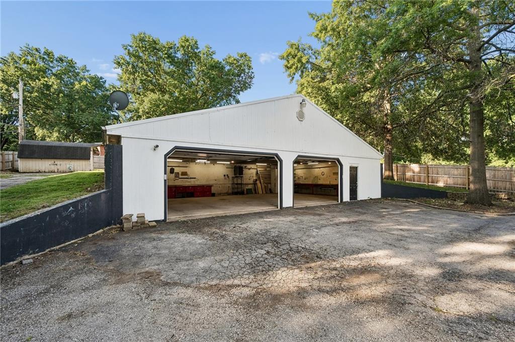 Listing Photo MLS #HMS2642664