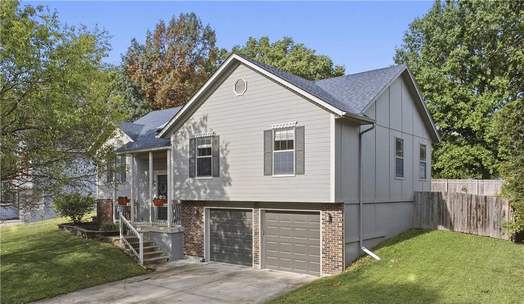 Listing Photo MLS #HMS2642743