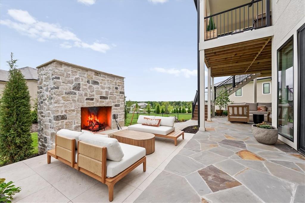 Listing Photo MLS #HMS2643641