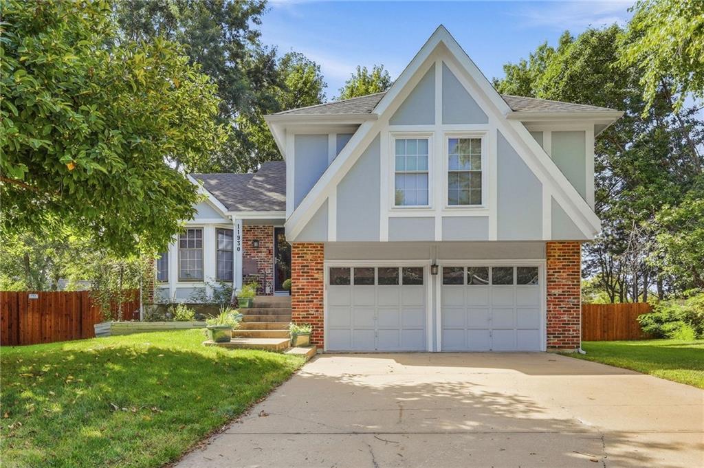 Listing Photo MLS #HMS2643676