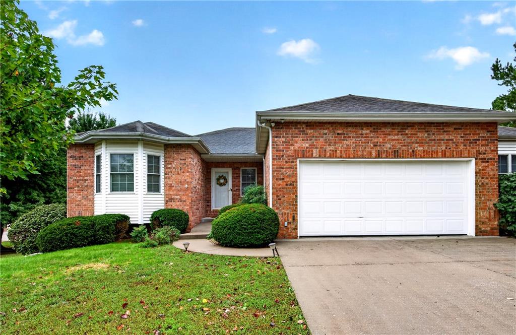 Listing Photo MLS #HMS2643908
