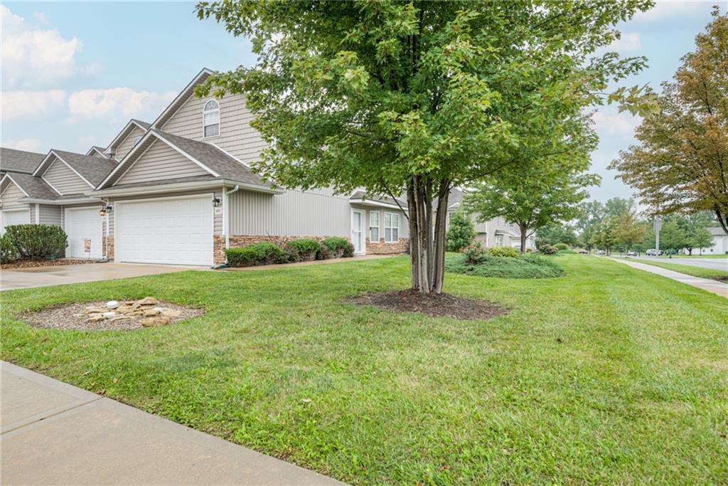 Listing Photo MLS #HMS2644054