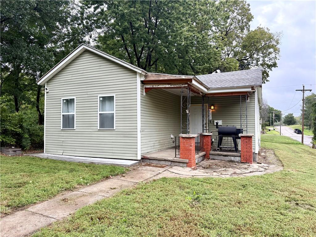 Listing Photo MLS #HMS2644116