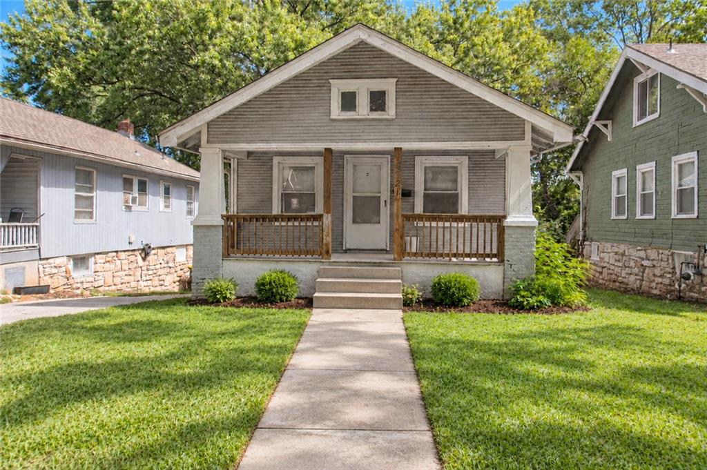 Listing Photo MLS #HMS2644244