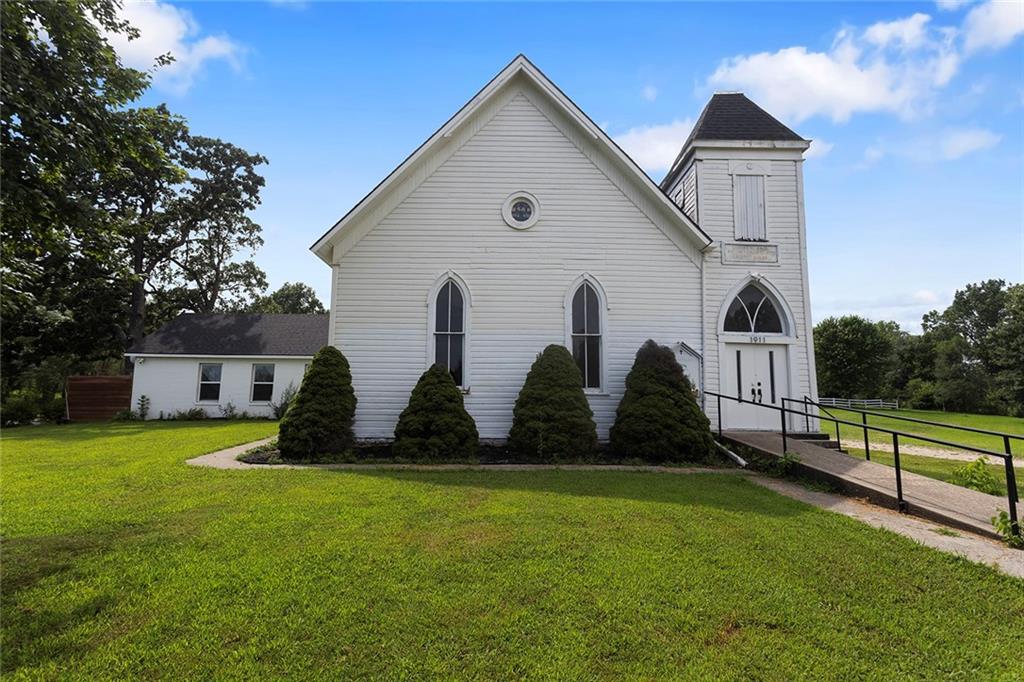Listing Photo MLS #HMS2644458