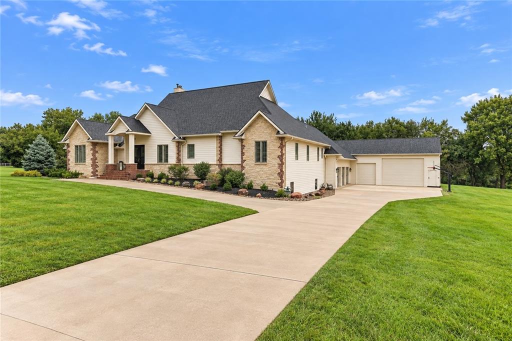 Listing Photo MLS #HMS2644786