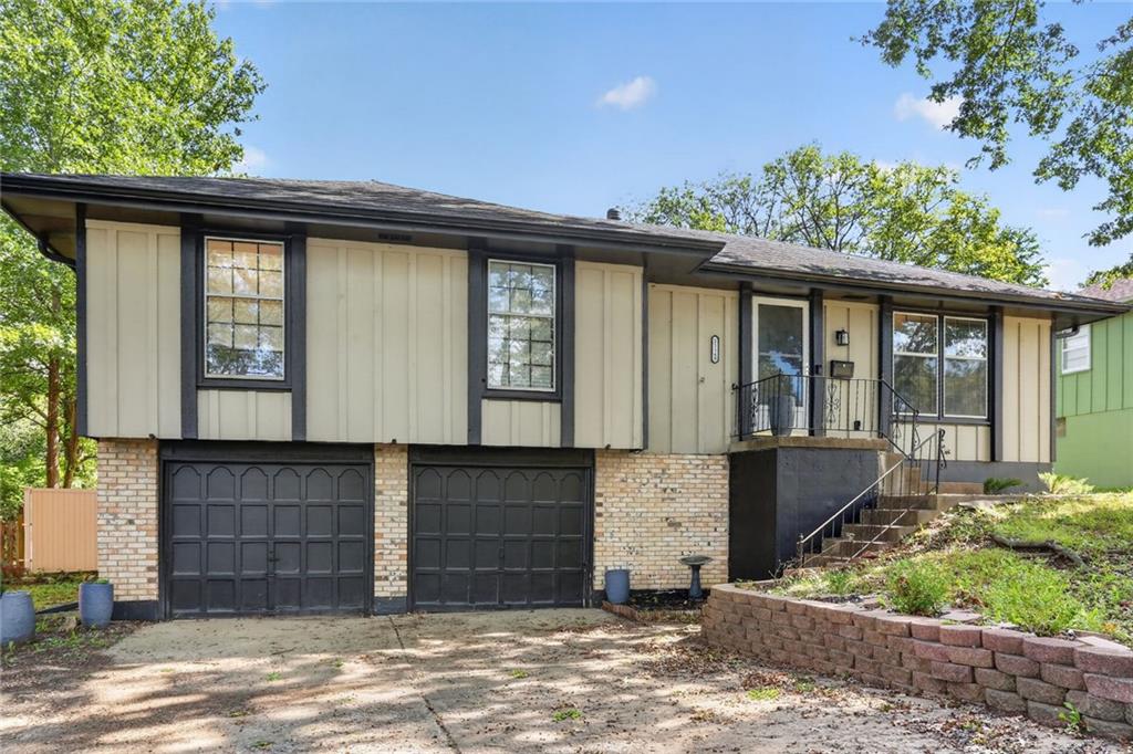 Listing Photo MLS #HMS2645078