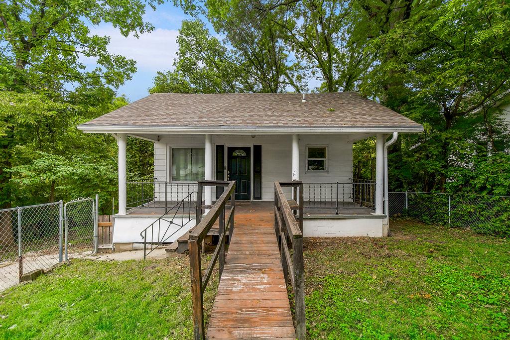 Listing Photo MLS #HMS2645264