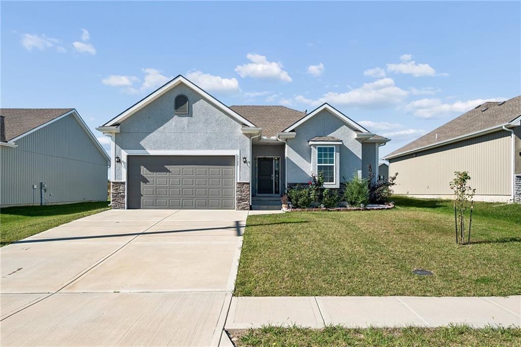 Listing Photo MLS #HMS2645388