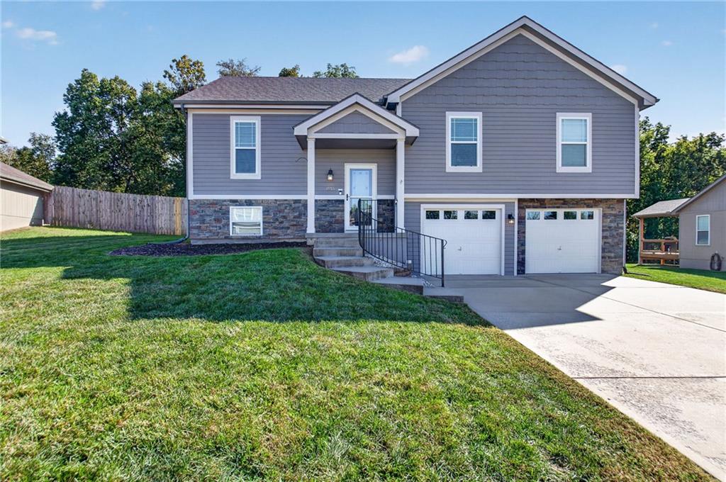 Listing Photo MLS #HMS2645789