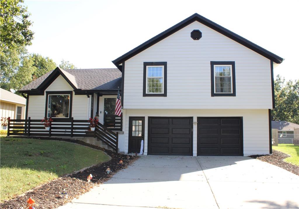 Listing Photo MLS #HMS2646338