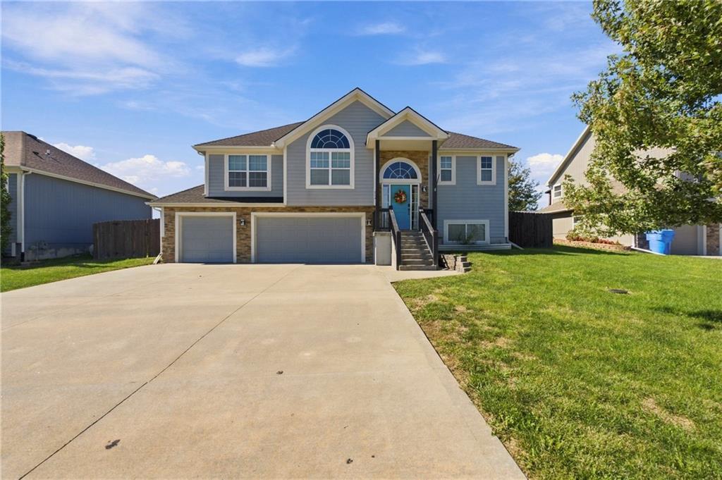 Listing Photo MLS #HMS2646639