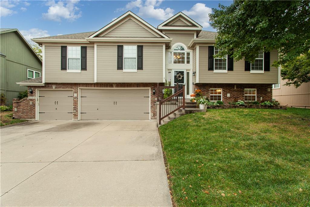 Listing Photo MLS #HMS2646850