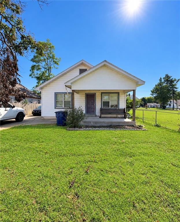 Listing Photo MLS #HMS2646879