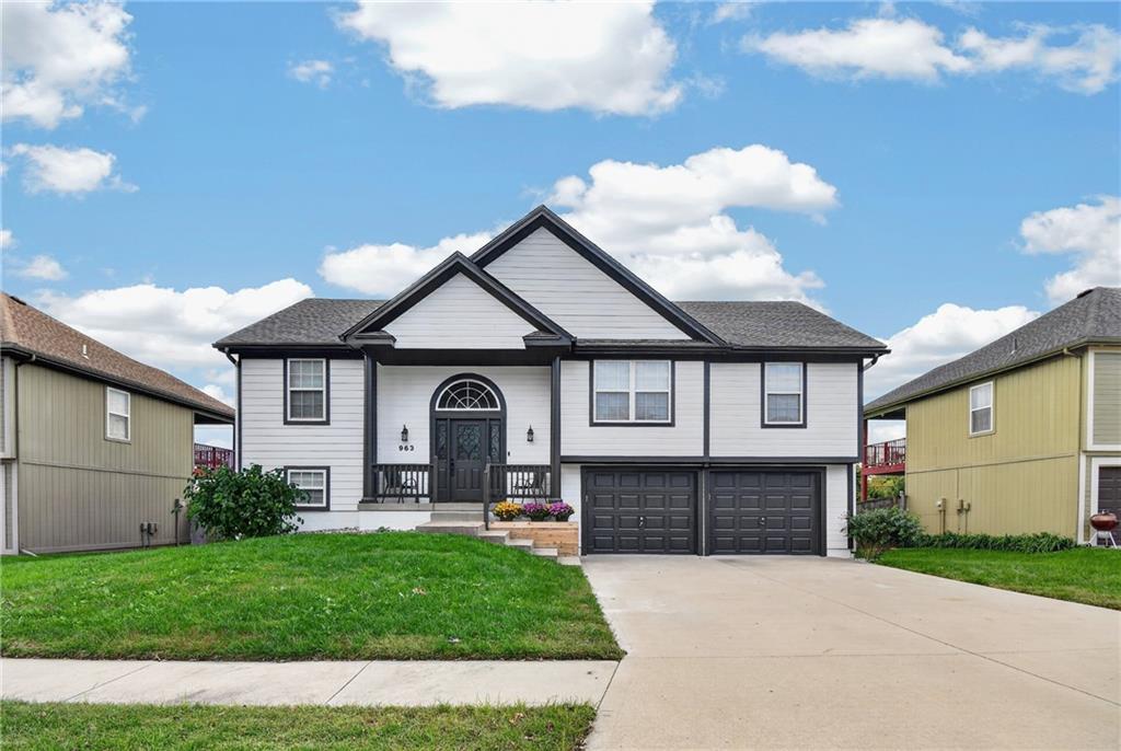 Listing Photo MLS #HMS2647120