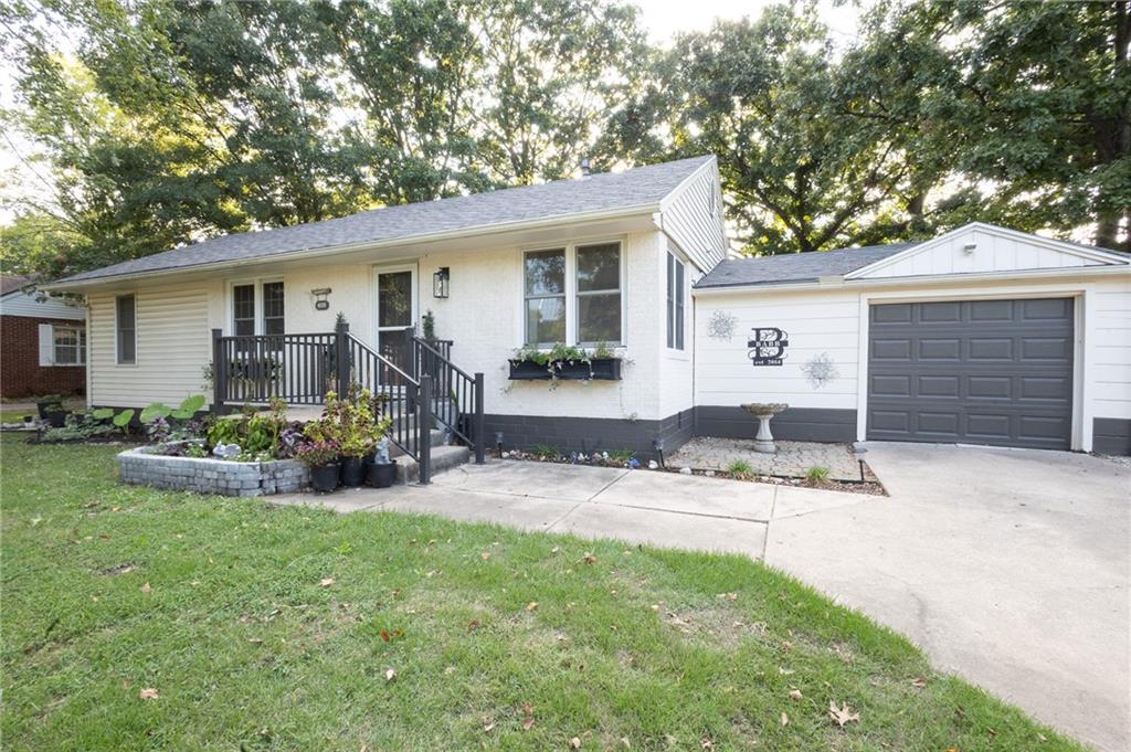 Listing Photo MLS #HMS2647495