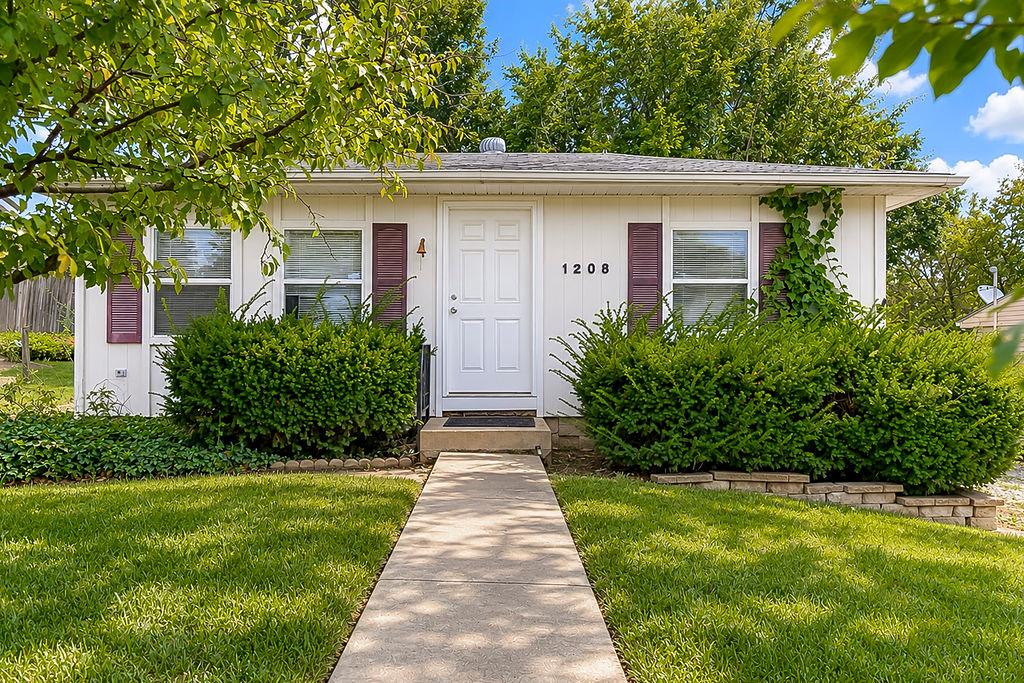 Listing Photo MLS #HMS2648050