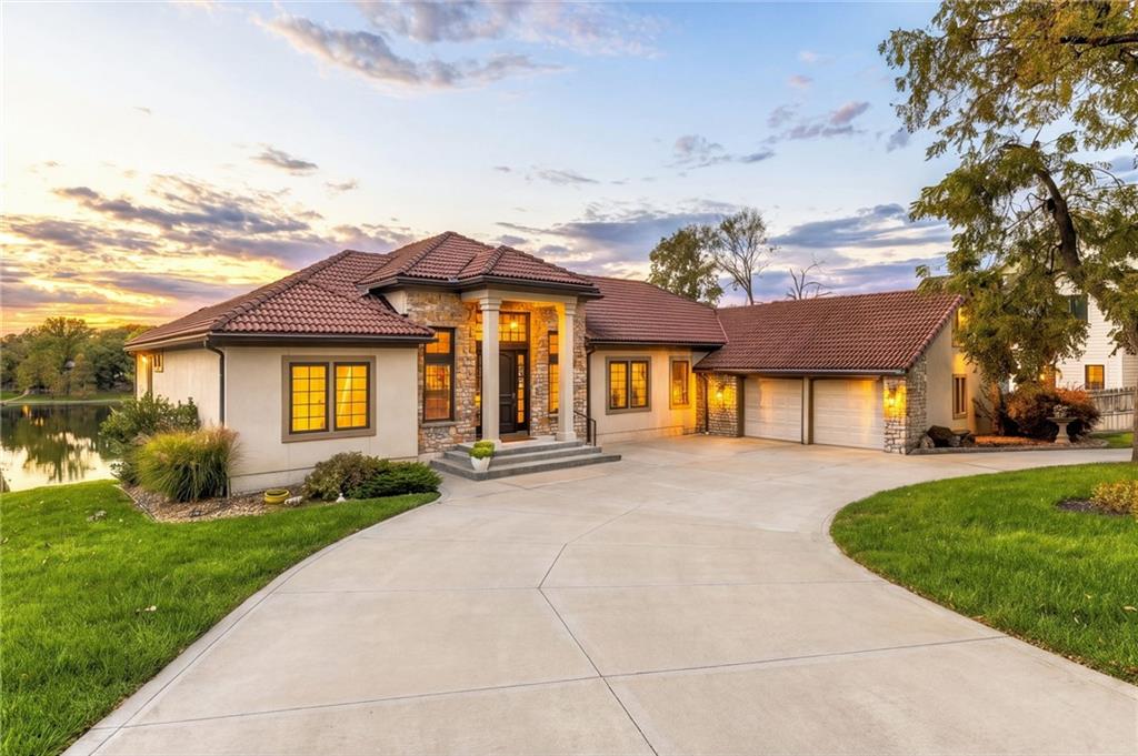 Listing Photo MLS #HMS2648133