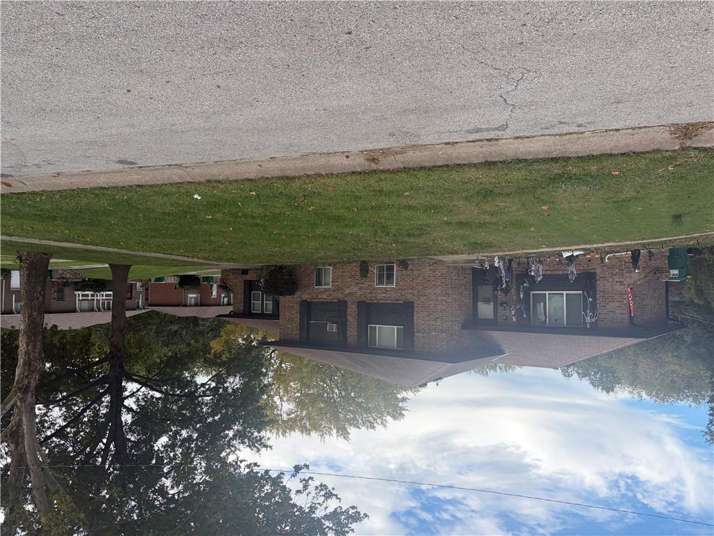 Listing Photo MLS #HMS2648165