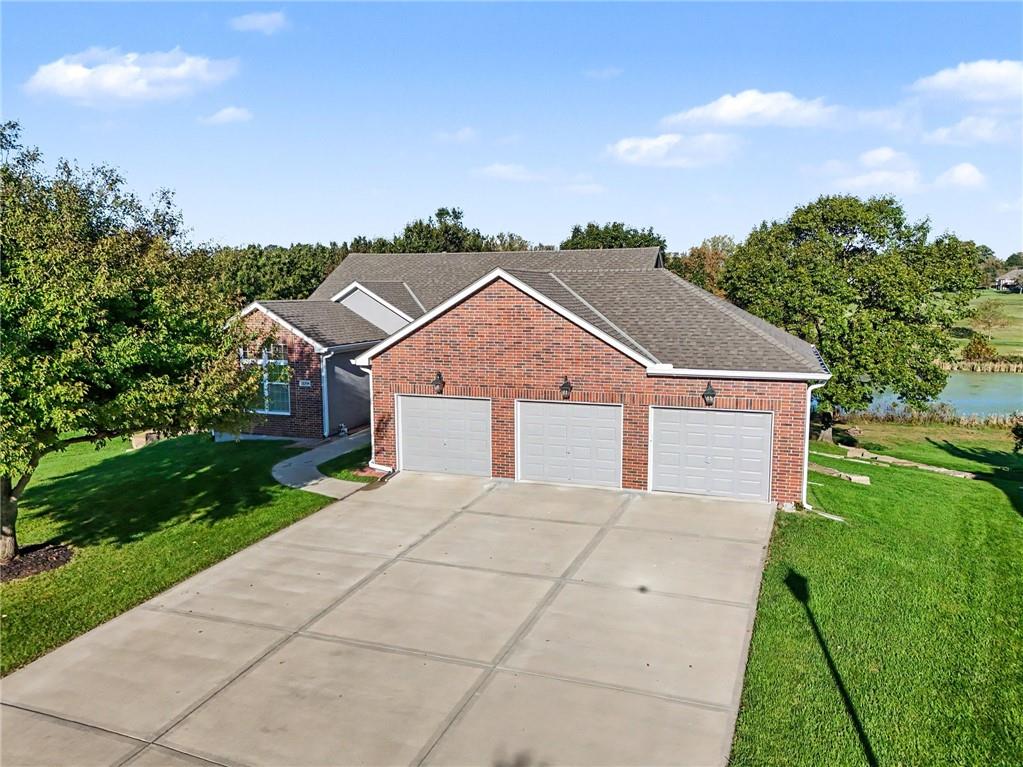 Listing Photo MLS #HMS2648457