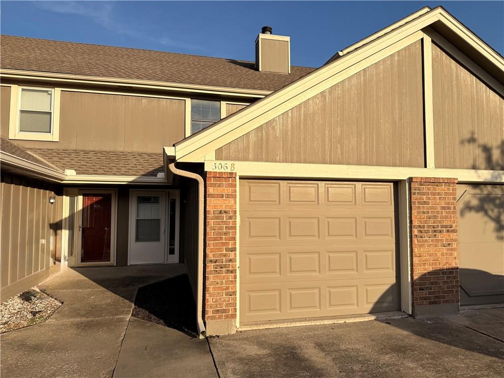 Listing Photo MLS #HMS2648759