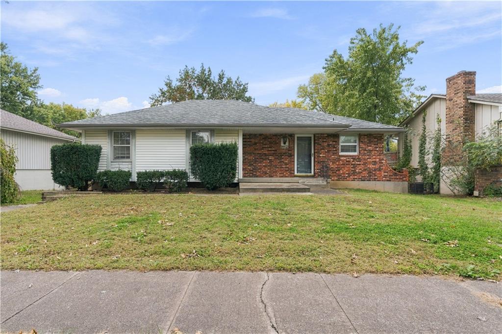 Listing Photo MLS #HMS2649101